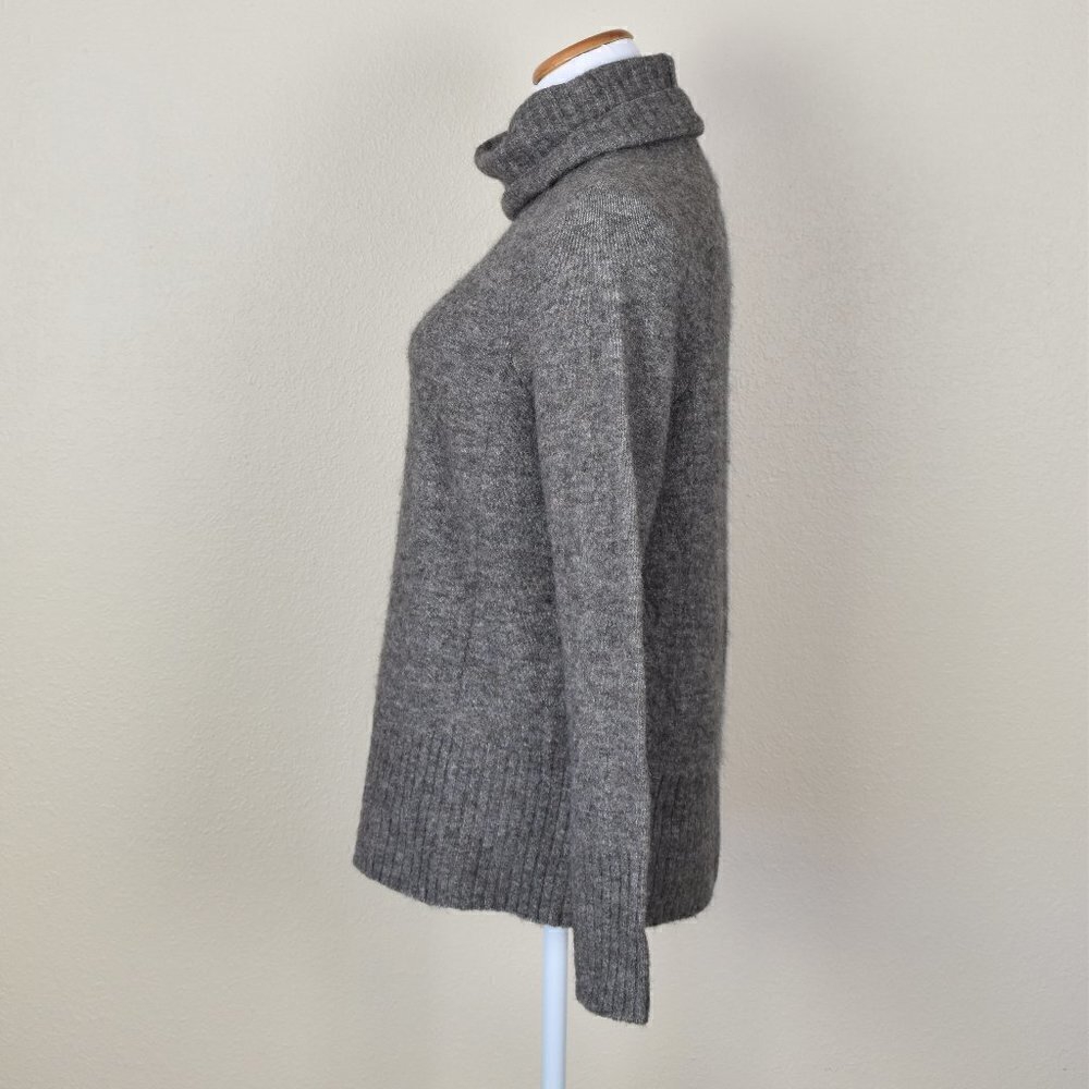 The Group Babaton Plutarch Knit Alpaca Wool Blend Turtleneck Sweater XS - Picture 3 of 8